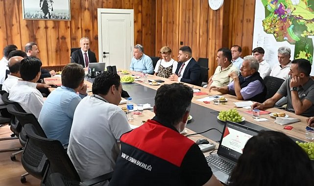 Üzüm üreticisinin talepleri Denizli'de masaya yatırıldı