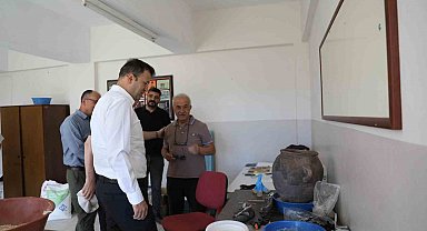 Vali Akmeşe Kınık Höyük Kazı Alanını inceledi