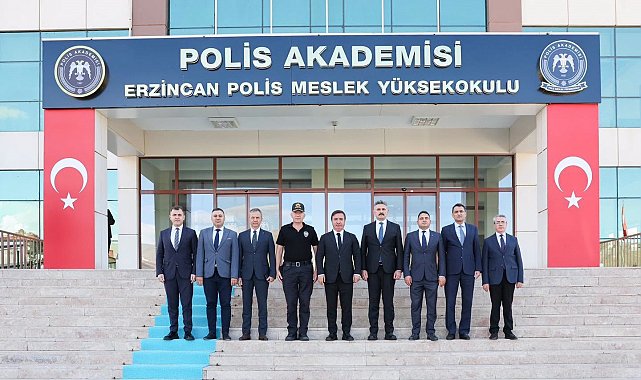 Vali Aydoğdu'dan Emniyet Müdürü Doköz'e iade-i ziyaret