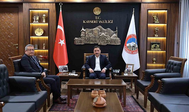 Vali Çiçek, İl Emniyet Müdürü Sinan Ergen'i kabul etti