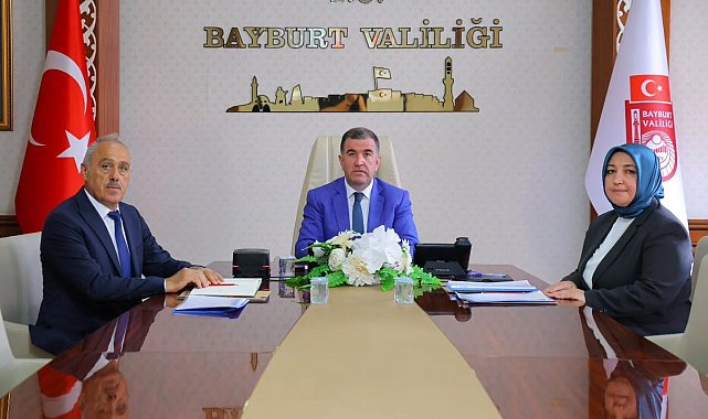 Vali Eldivan VKS üzerinden sosyal yardım toplantısına katıldı