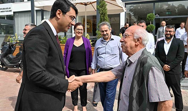 Vali Kartal, merkez mahalle muhtarlarıyla bir araya geldi