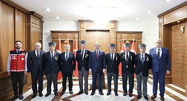 Vali Tavlı: "Türk milleti, mazisi şan ve şerefle dolu 'gazi' bir millettir"