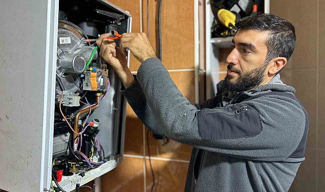 Van'da kombi ustalarının kış mesaisi başladı