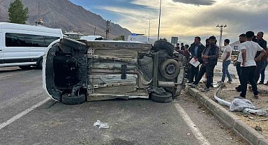 Van'da trafik kazası: 3 yaralı