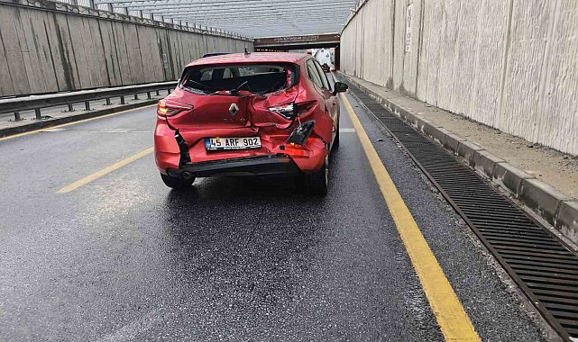 Yağış kazaları da beraberinde getirdi