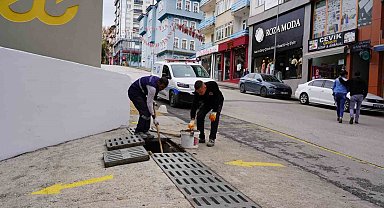 Yağışlar öncesinde mazgallarda temizlik çalışması yapıldı