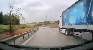 Yağışlı havaya aldırmadı, bariyerlere böyle girdi