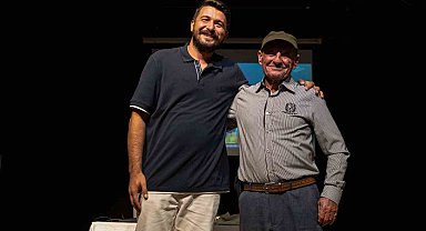 Yaren Leylek ve Adem Amca'nın dostluğu İzmir'de büyük ilgi gördü