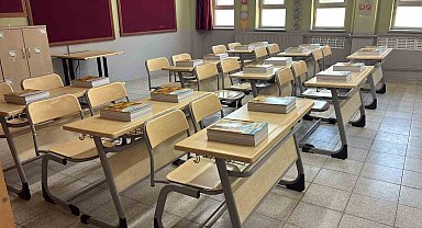 Yatağan'da 120 bin ders kitabı öğrencilerin sıralarında hazır