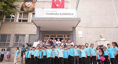 Yıllar önce öğrenciydi, şimdi başkan olarak aynı okulda