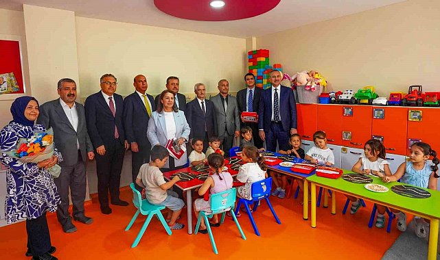 Yılmaz ve Milletvekili Gül öğrencilerle bir araya geldi