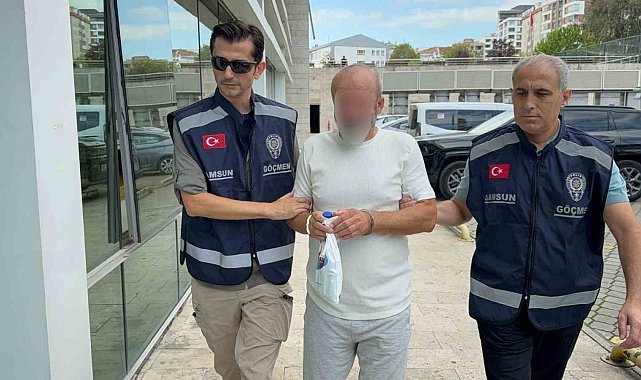Yine göçmen kaçakçılığı yaparken yakalandı