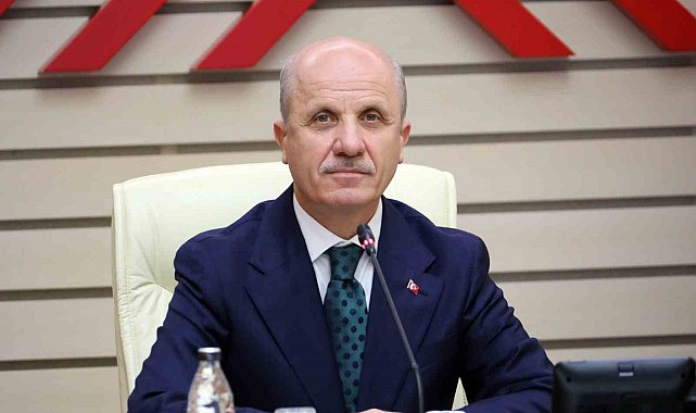 YÖK Başkanı Özvar Gazze İslam Üniversitesinde akademik yıl açılış dersini verdi