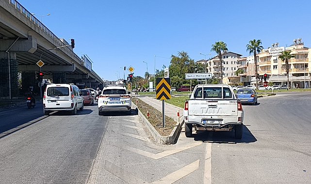 Yol kenarındaki kamyonet ekipleri alarma geçirdi, gerçek ise apayrı çıktı