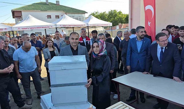 Yozgat'ta arıcılara hibe destekli kovan dağıtımı yapıldı
