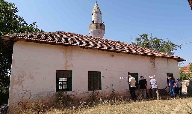 Yozgat'taki asırlık cami onarılmayı bekliyor
