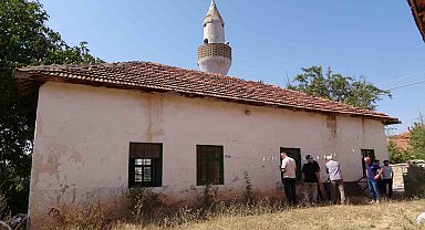 Yozgat'taki asırlık cami onarılmayı bekliyor