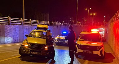 Yozgat'tan dedesinin aracını izinsiz alan engelli sürücü Kayseri'de kaza yaptı