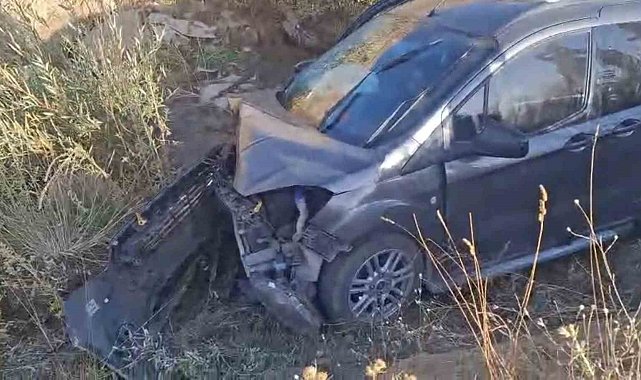 Yüksekova-Van yolunda trafik kazası: 4 yaralı