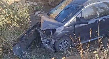 Yüksekova-Van yolunda trafik kazası: 4 yaralı