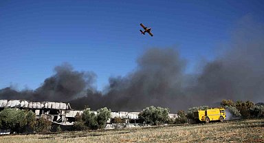 Yunanistan'da gösteri sırasında düşen savaş uçağındaki 2 pilot hayatını kaybetti