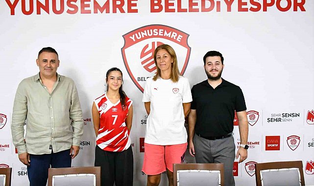 Yunusemre Belediyespor genç libero Eylül Aydemir'i renklerine bağladı