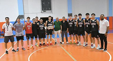 Yunusemre Belediyespor potada geleceğe yatırım yapıyor