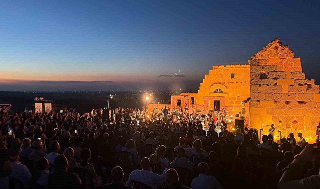 Zerzevan Kalesinde 'Senfonik Diyarbakır türküleri' konseri