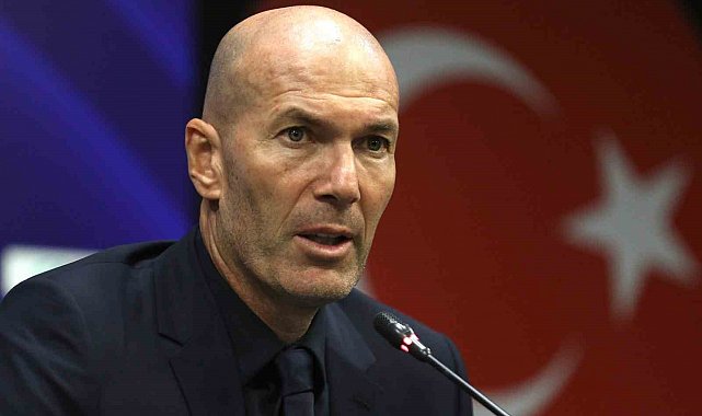 Zinedine Zidane: "Mbappe kamptan ayrılmak zorunda kaldı"