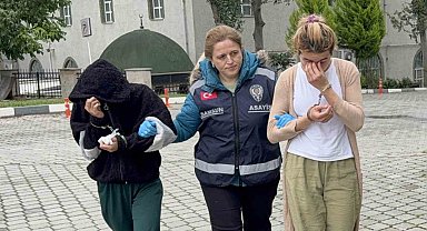 100 bin liralık ziynet eşyası hırsızlığından 2 kadın tutuklandı