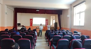 12. sınıf öğrencilerine YKS ve tercih süreci anlatıldı
