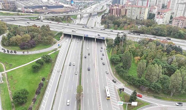 29 Ekim'de yollar boş kaldı