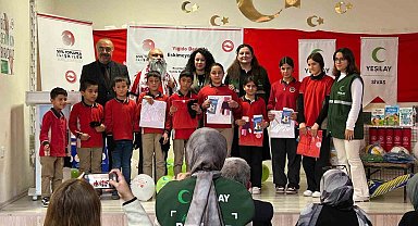 'Yiğido Dede' çocukların yüzünü güldürdü