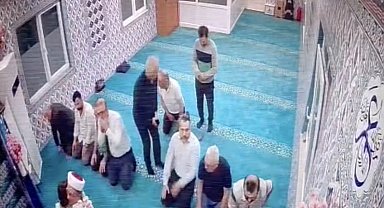 5 yaşındaki Altan'dan cami imamına duygu dolu kavuşma