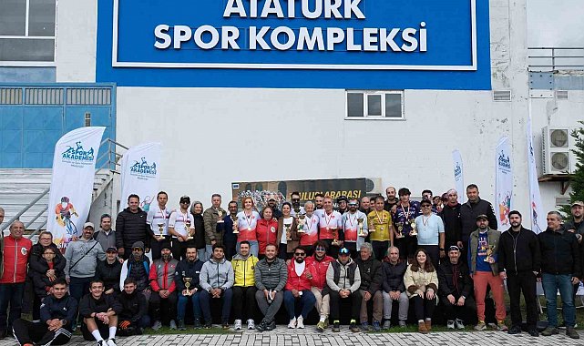 7. Uluslararası Ali Hüryılmaz Bisiklet Yarışı'nda pedallar zafer için döndü