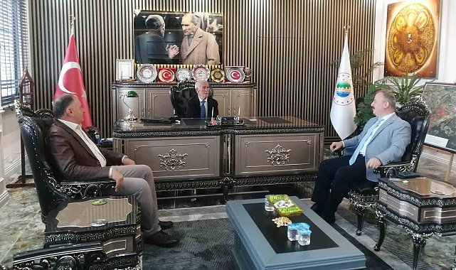 73 yaşında dileği kabul oldu, kaymakam koltuğuna oturdu