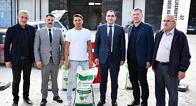 8 Bin 350 kilogram yem bezelyesi tohumu hibe edildi