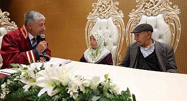 86'sında damat, 72'sinde gelin oldu