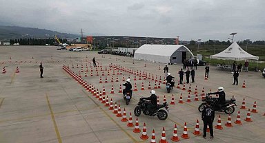 90 saniyede hazırlanıp 3 dakikada vakanın yanında oluyorlar