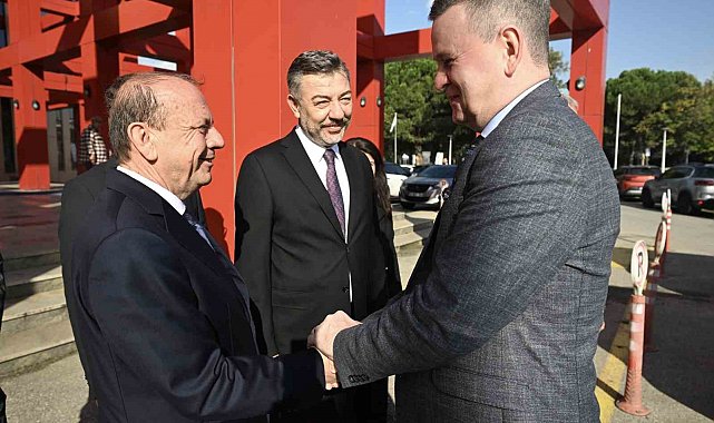 ABD İstanbul Başkonsolosu Michael Lally, BTSO'yu ziyaret etti