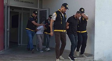 Adana'da 25 yıla kadar hapis cezasıyla aranan hükümlüler şafak operasyonuyla yakalandı