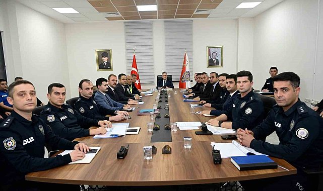 Adıyaman'da emniyetin 9 aylık çalışmaları değerlendirildi