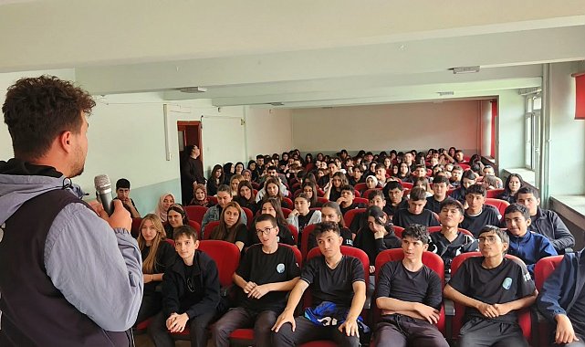 Afyonkarahisar'da bin 320 öğrenciye siber güvenlik eğitimi
