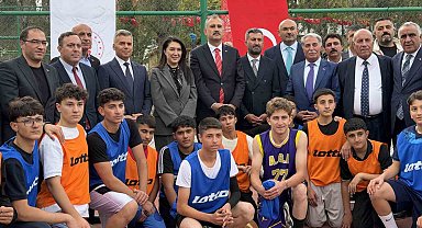 Ağrı'da altyapı ve kültürel yaşama yeni soluk getirecek "Ahmed-i Hani Kültür Parkı" açıldı