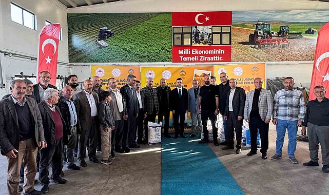 Ağrı'da üreticilere 550 ton buğday tohumu dağıtıldı