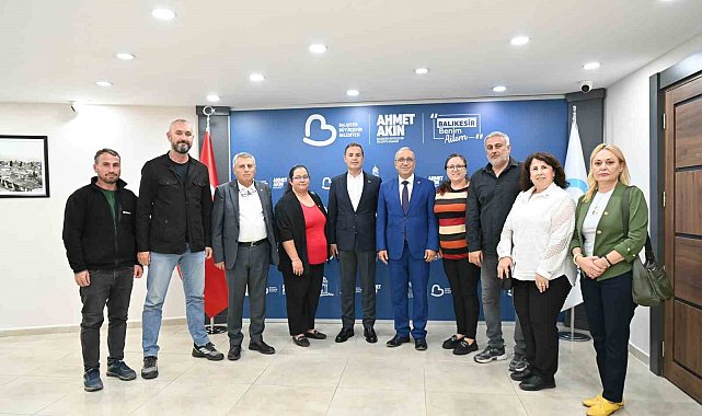 Ahmet Akın'dan Ayvalık'a müjde