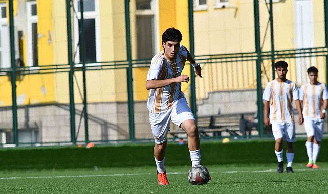 Ahmet Hüseyin Altun 4 maçta 6 gol attı
