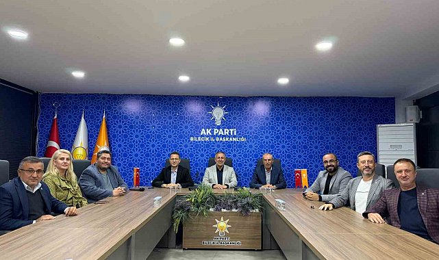 AK Parti'de hedef ve yol haritası masaya yatırıldı