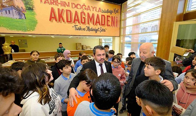 Akdağmadeni Kitap Günleri kitapseverleri ağırlamaya hazırlanıyor